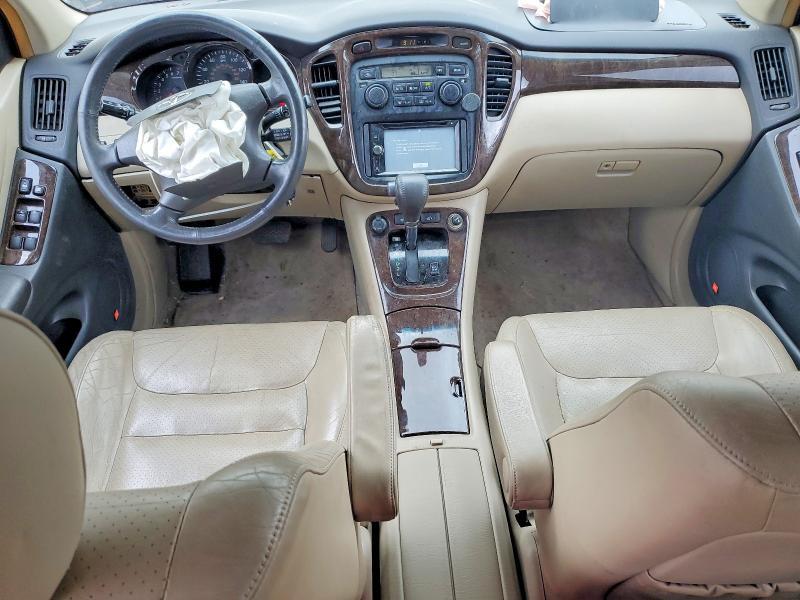 2002 TOYOTA HIGHLANDER LIMITED — Фото 8 из 13