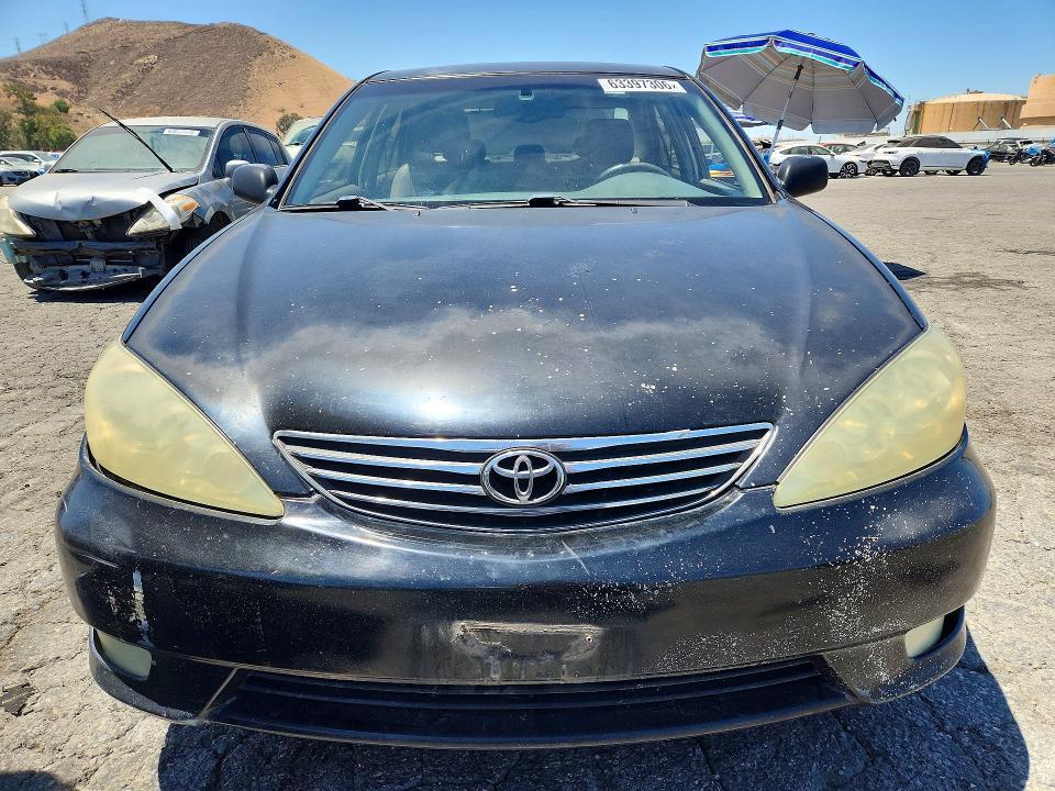 2005 TOYOTA CAMRY XLE V6 — Фото 5 из 12