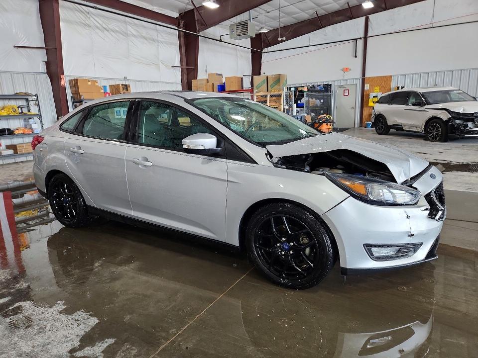 2016 FORD FOCUS SE — Фото 4 из 12