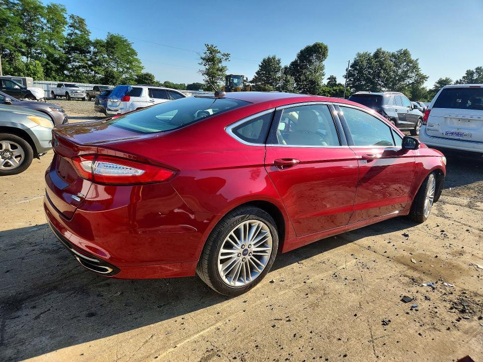 2016 FORD FUSION SE — Фото 3 из 12