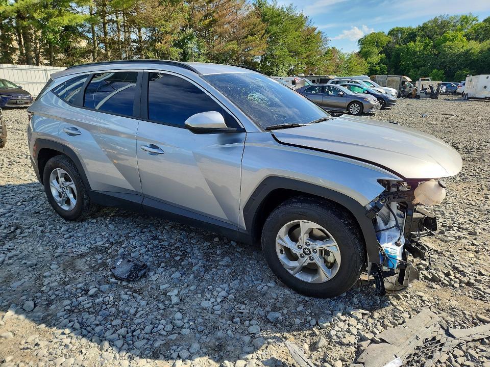 2024 HYUNDAI TUCSON SEL — Фото 4 из 13