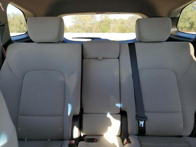 2017 HYUNDAI SANTA FE SE — Фото 10 из 13
