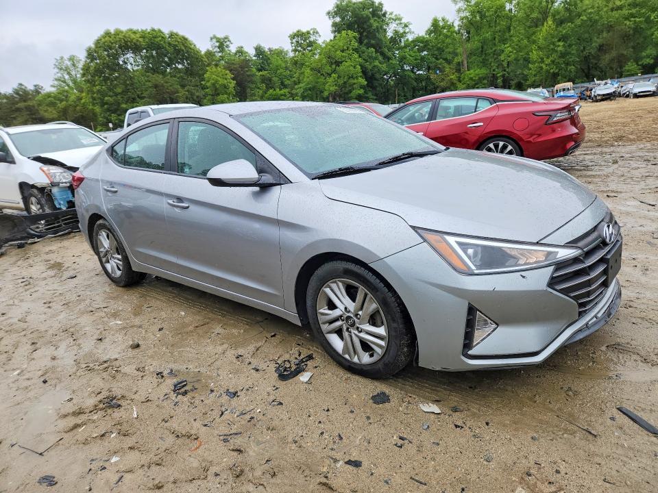 5NPD84LF8LH559059 2020 HYUNDAI ELANTRA photo no. 4