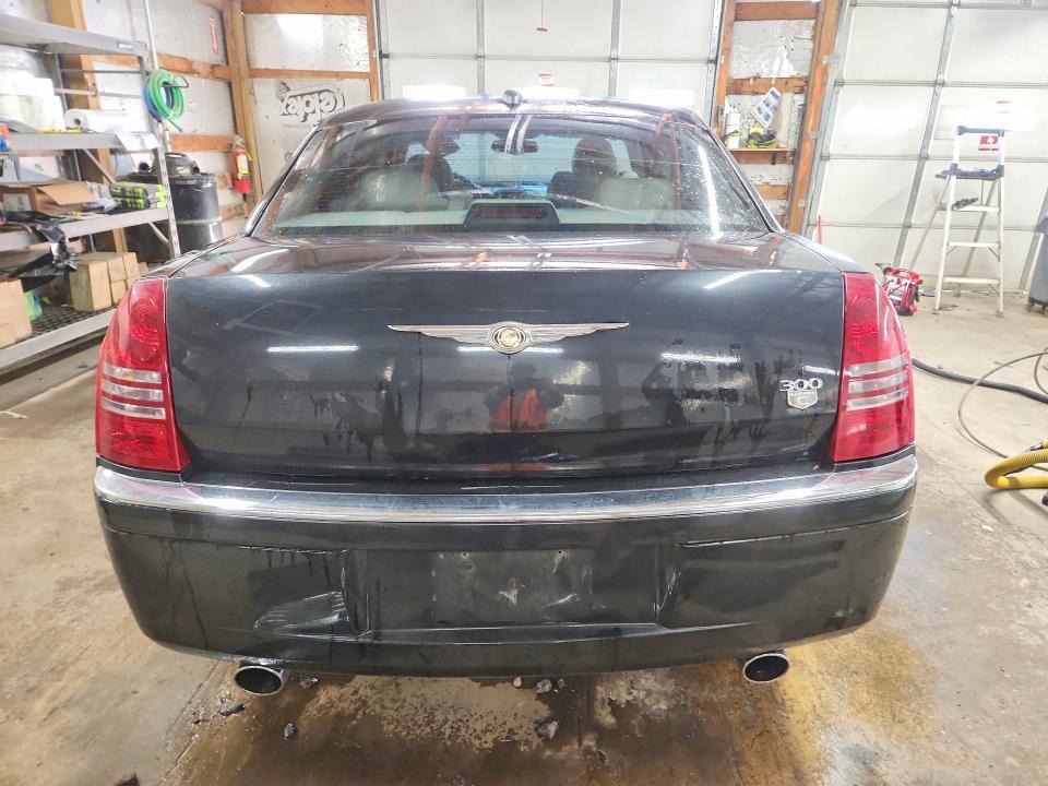2006 CHRYSLER 300C — Фото 6 из 13