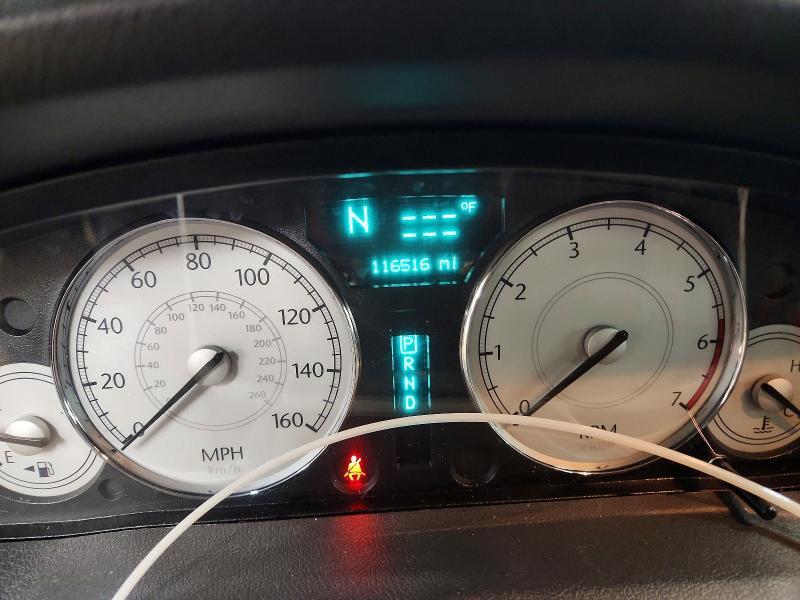 2006 CHRYSLER 300C — Фото 9 из 13