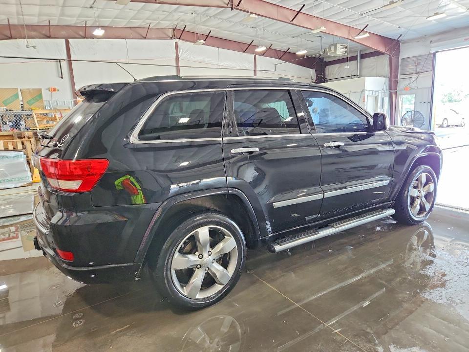 2012 JEEP GRAND CHEROKEE OVERLAND — Фото 3 из 13
