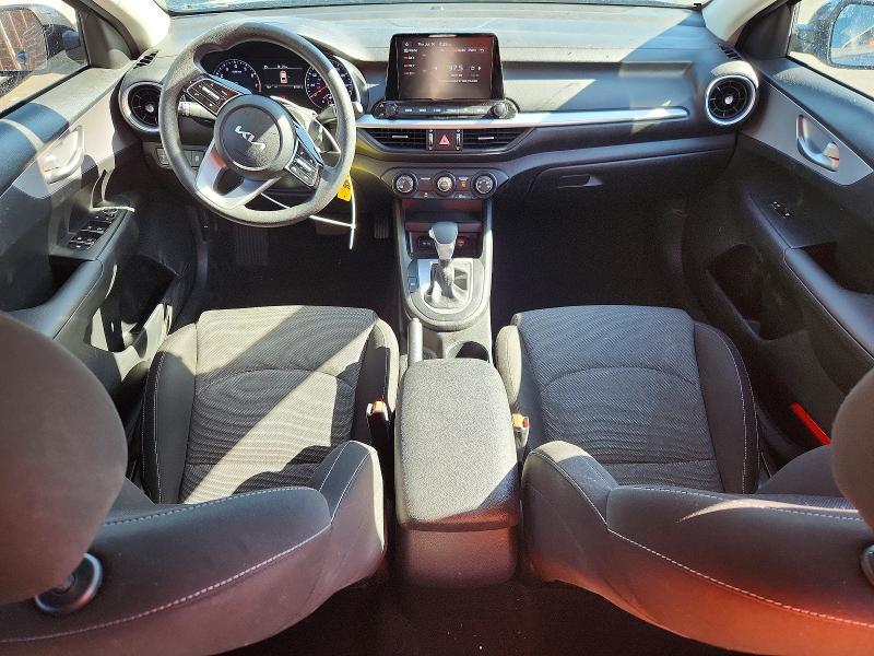 2024 KIA FORTE LX — Фото 8 из 12