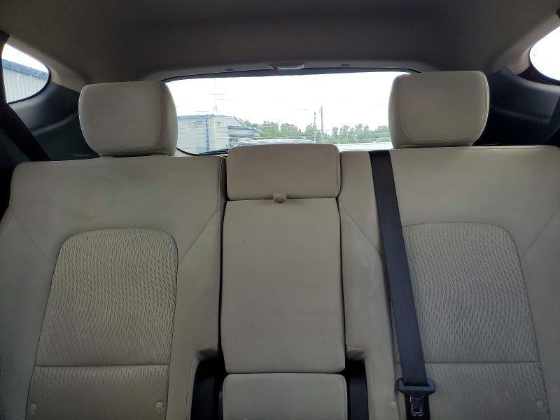 2017 HYUNDAI SANTA FE SPORT 2.4L — Фото 10 из 13