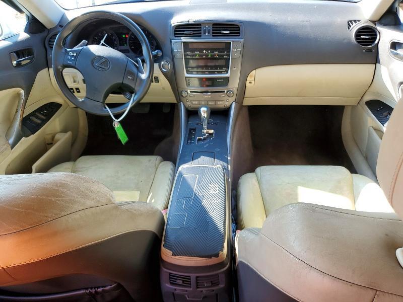 2009 LEXUS IS 250 — Фото 8 из 13