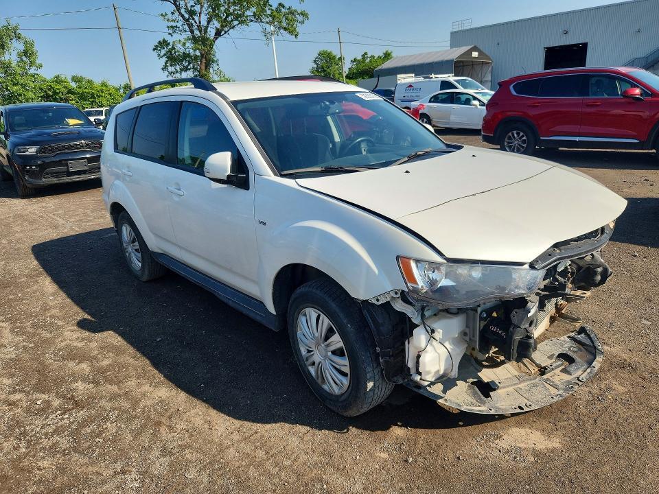 2012 MITSUBISHI OUTLANDER SE — Фото 4 из 12
