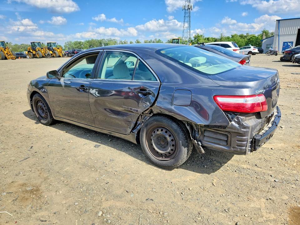 2009 TOYOTA CAMRY — Фото 2 из 12