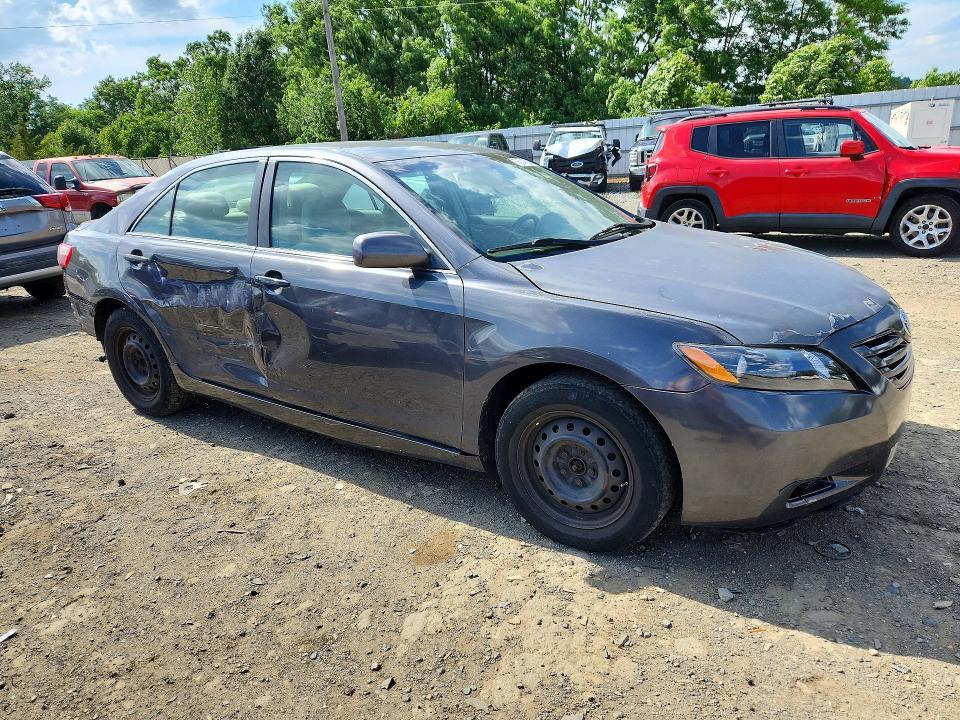 2009 TOYOTA CAMRY — Фото 4 из 12