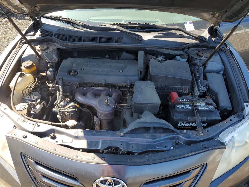 2009 TOYOTA CAMRY LE — Фото 11 из 12