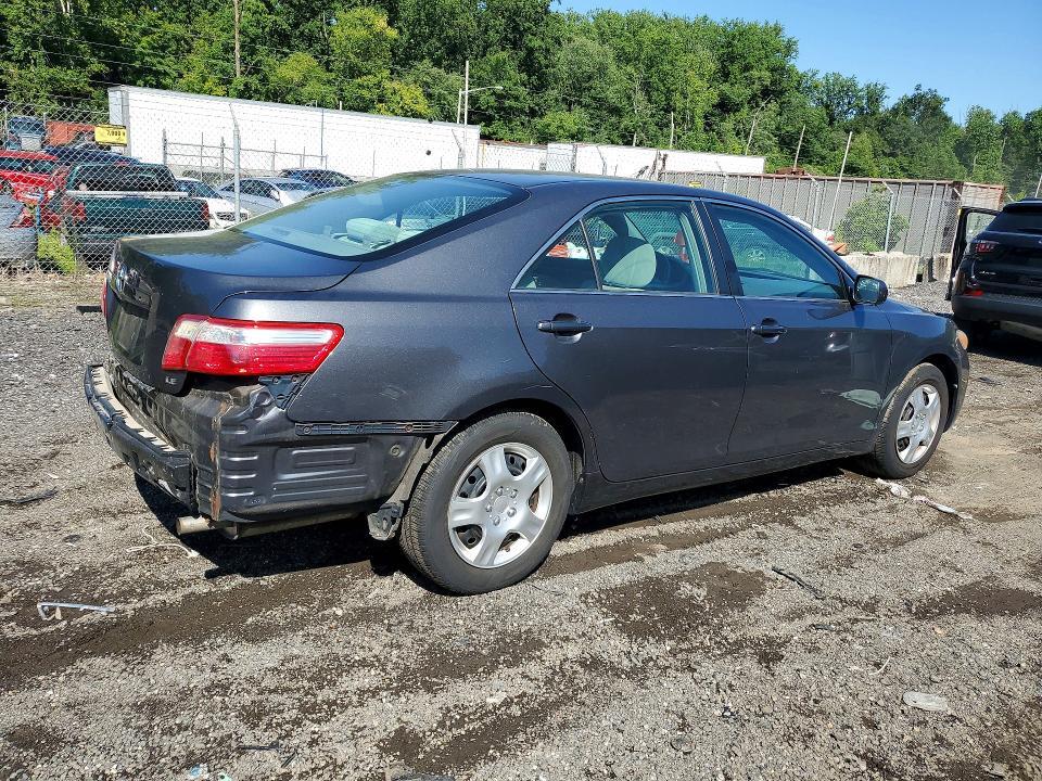 2009 TOYOTA CAMRY LE — Фото 3 из 12