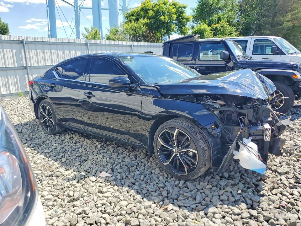 2024 NISSAN ALTIMA SR — Фото 4 из 12