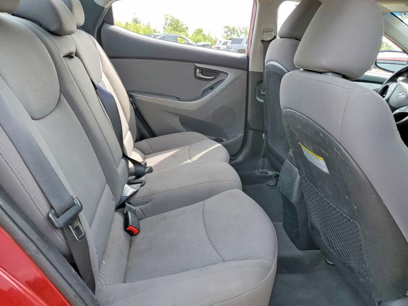 2016 HYUNDAI ELANTRA SE — Фото 10 из 12