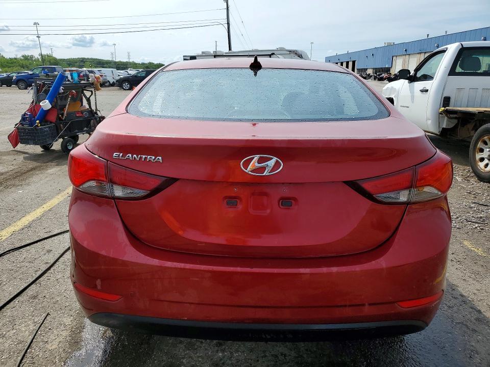 2016 HYUNDAI ELANTRA SE — Фото 6 из 12