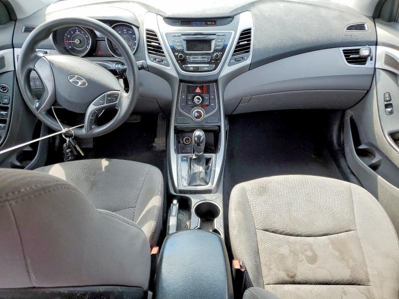 2016 HYUNDAI ELANTRA SE — Фото 8 из 12
