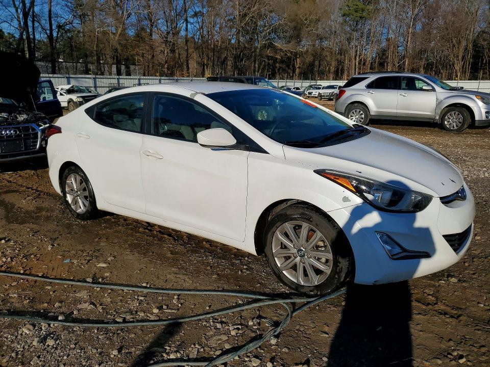 5NPDH4AE4GH726212 2016 HYUNDAI ELANTRA photo no. 4