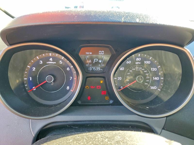 5NPDH4AE4GH726212 2016 HYUNDAI ELANTRA photo no. 9