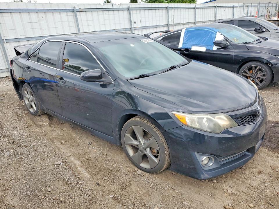 2012 TOYOTA CAMRY SE SPORT LIMITED EDITION — Фото 4 из 12