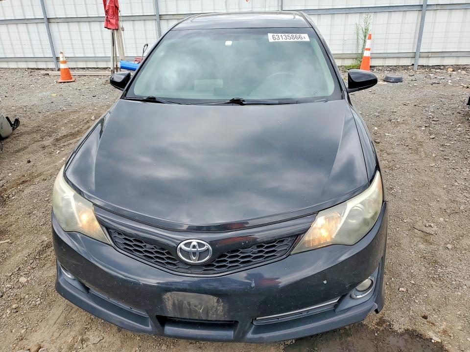 2012 TOYOTA CAMRY SE SPORT LIMITED EDITION — Фото 5 из 12