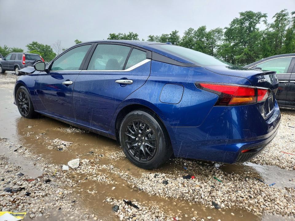 2020 NISSAN ALTIMA S — Фото 2 из 12