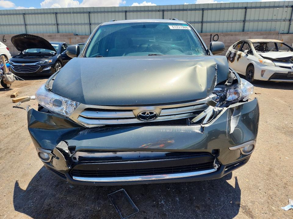 2012 TOYOTA HIGHLANDER BASE — Фото 5 из 13