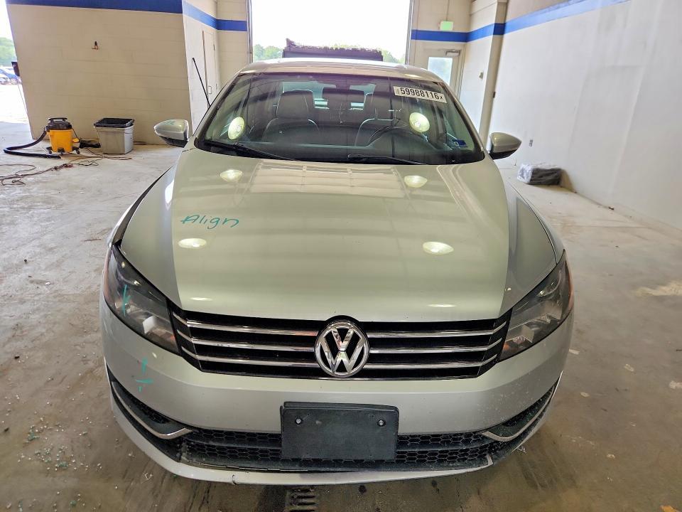 1VWBH7A39CC081132 2012 VOLKSWAGEN PASSAT photo no. 5