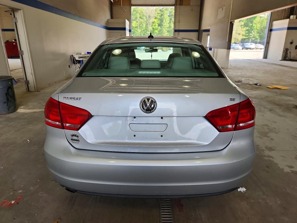 1VWBH7A39CC081132 2012 VOLKSWAGEN PASSAT photo no. 6