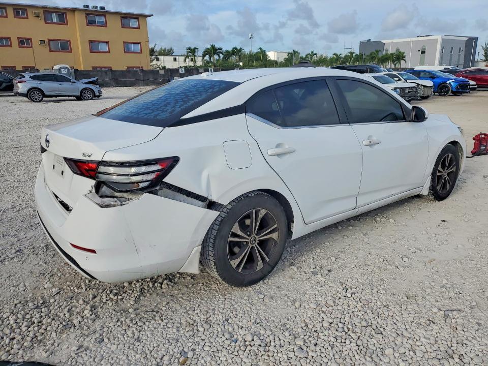 2020 NISSAN SENTRA SV — Фото 3 из 12