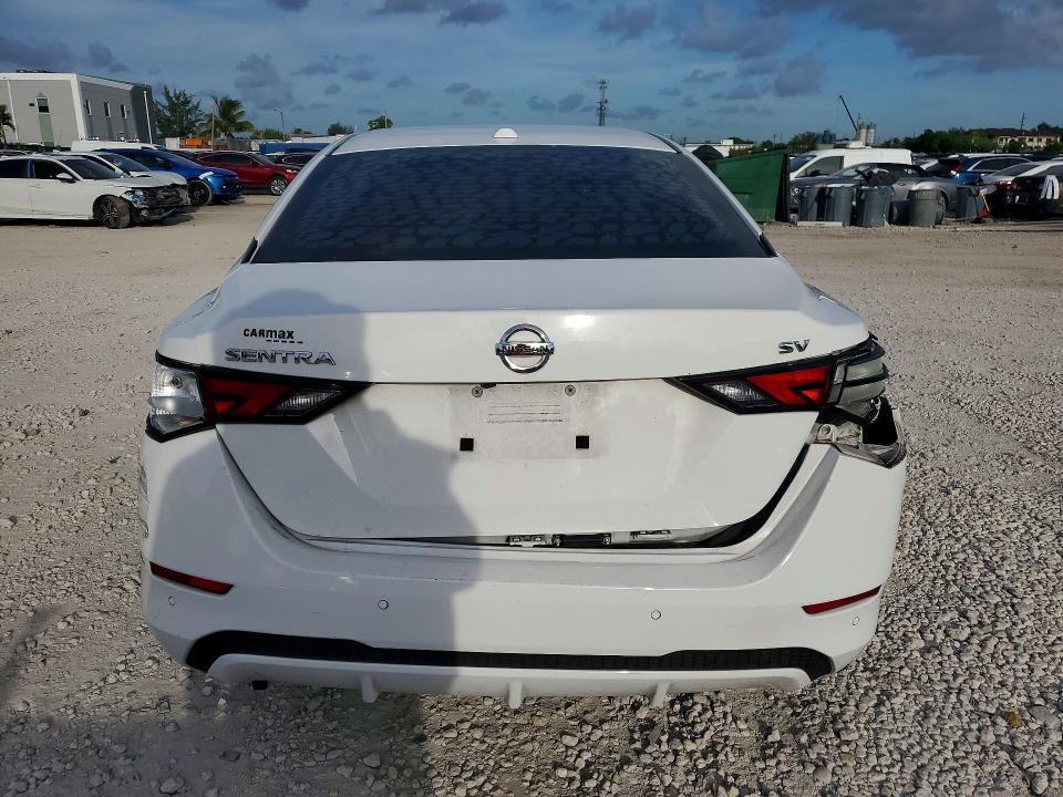 2020 NISSAN SENTRA SV — Фото 6 из 12