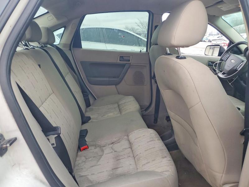 2010 FORD FOCUS SE — Фото 10 из 12