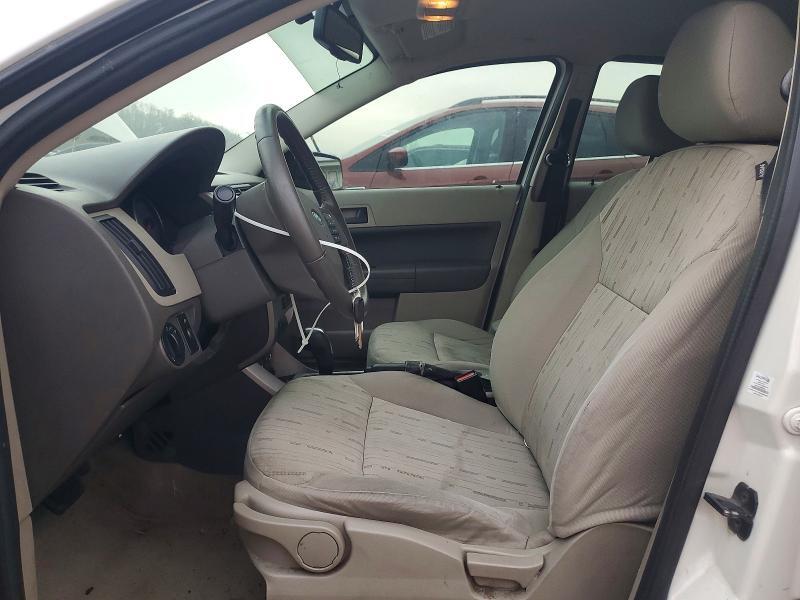 2010 FORD FOCUS SE — Фото 7 из 12
