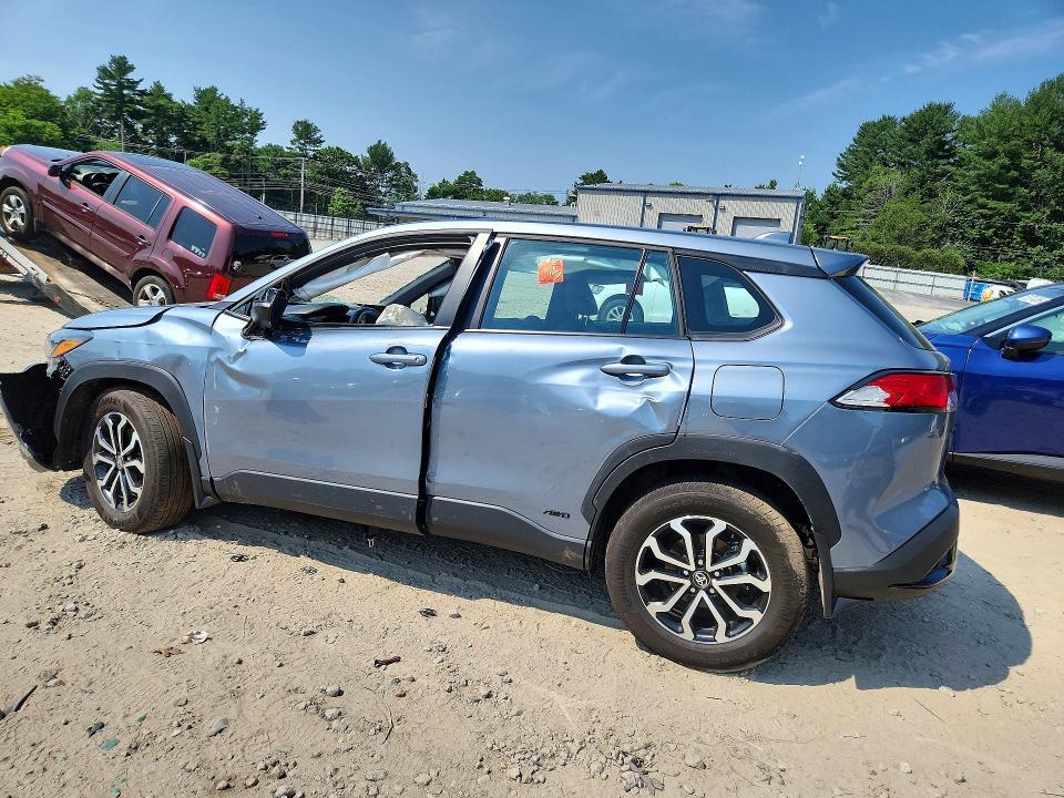 2024 TOYOTA COROLLA CROSS HYBRID S — Фото 2 из 13