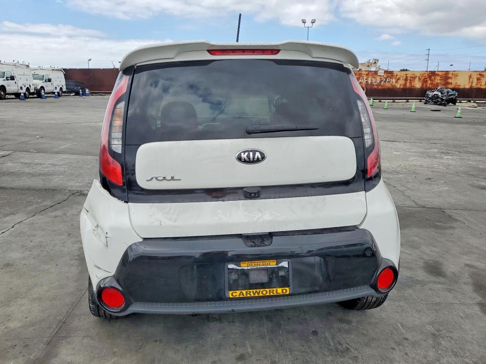 KNDJP3A58G7323032 2016 KIA SOUL photo no. 6