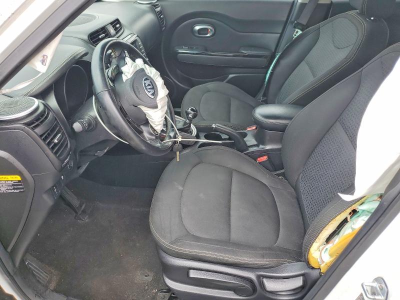 KNDJP3A58G7323032 2016 KIA SOUL photo no. 7