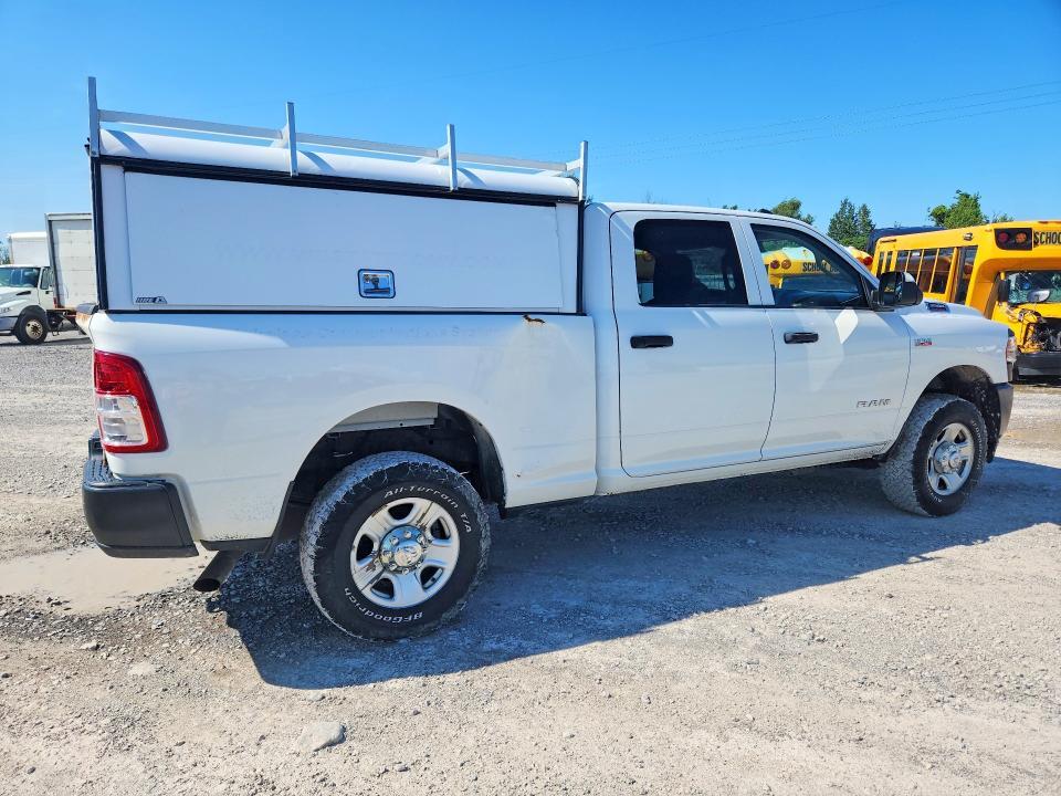 2020 RAM 3500 TRADESMAN — Фото 3 из 13
