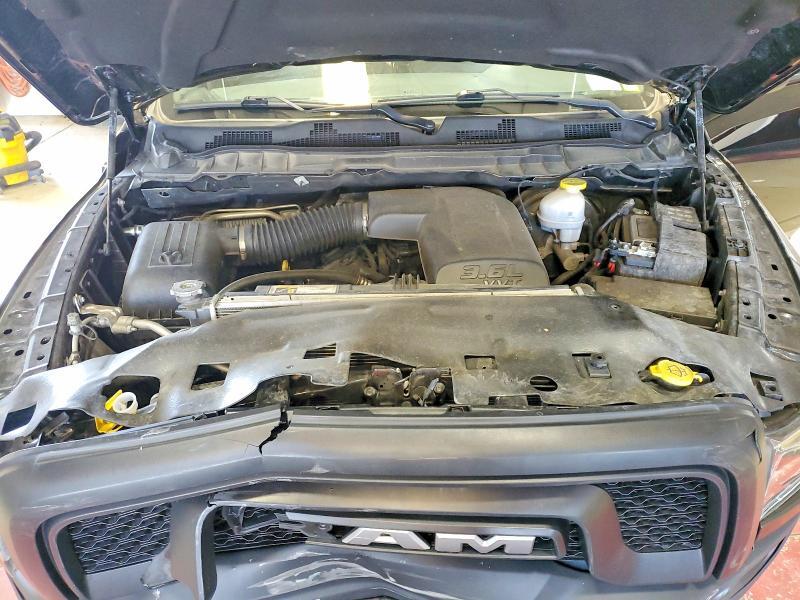 2020 RAM 1500 CLASSIC WARLOCK — Фото 11 из 12