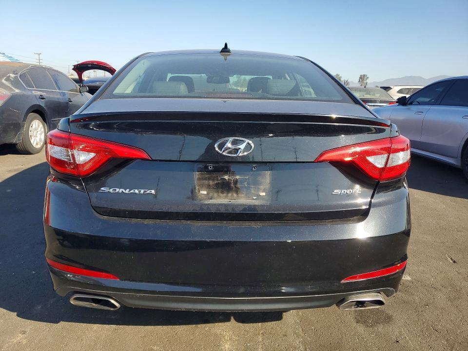 2017 HYUNDAI SONATA SPORT — Фото 6 из 12