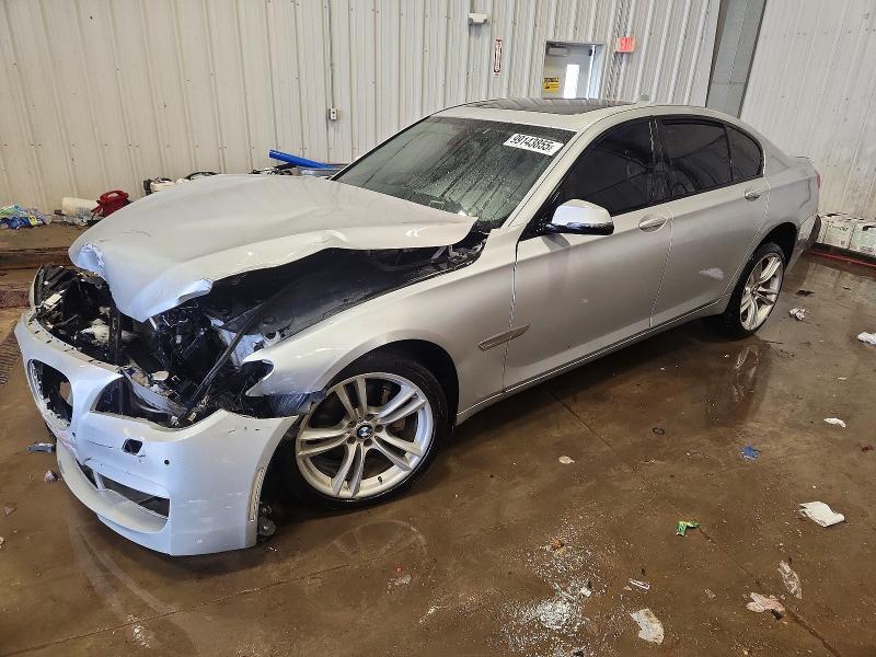 2013 BMW 740