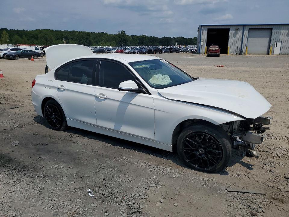 2013 BMW 328 I — Фото 4 из 12