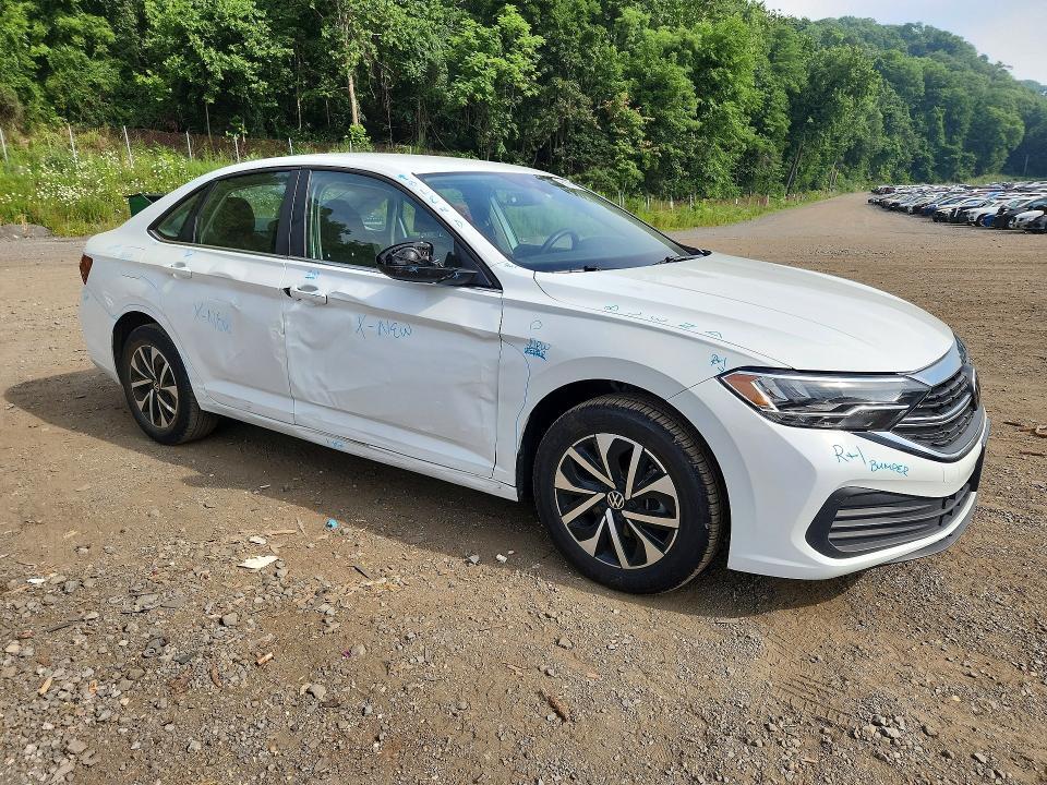 3VW5M7BU8RM043110 2024 VOLKSWAGEN JETTA photo no. 4