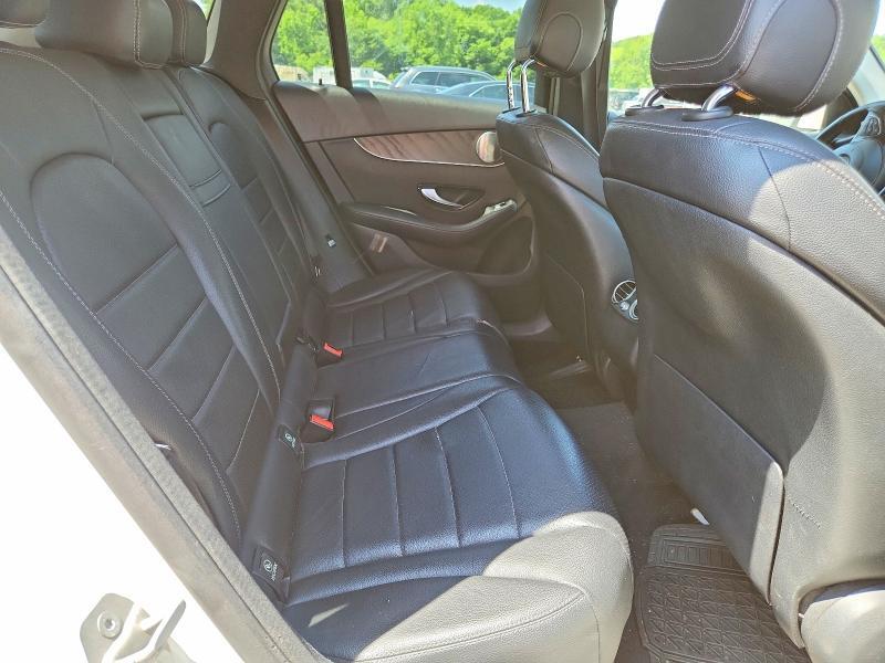 2016 MERCEDES-BENZ GLC 300 4MATIC — Фото 11 из 14