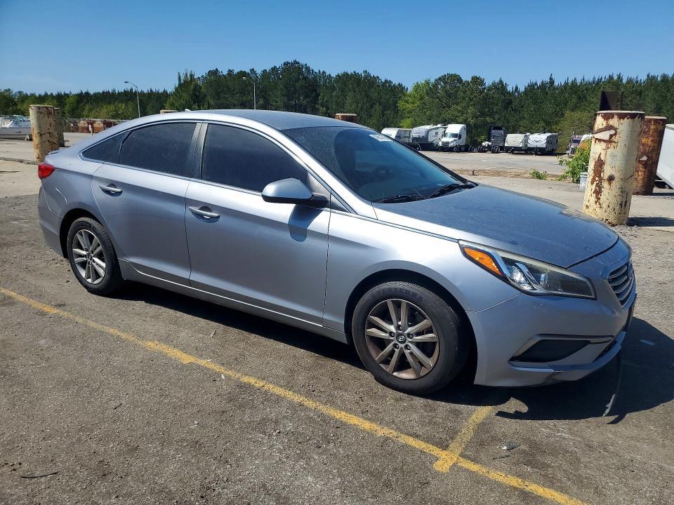 2017 HYUNDAI SONATA SE — Фото 4 из 12