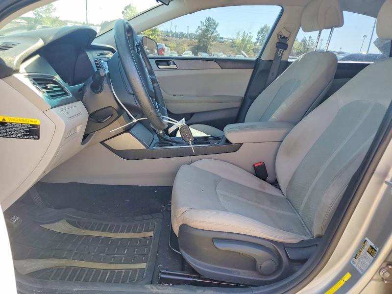 2017 HYUNDAI SONATA SE — Фото 7 из 12