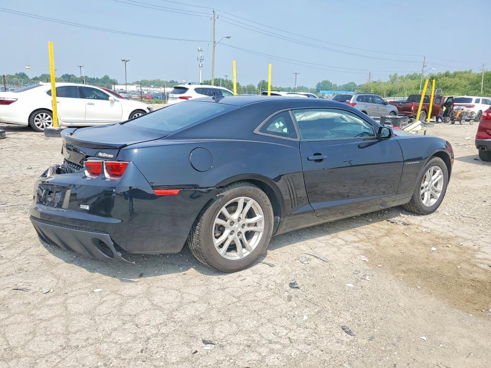 2013 CHEVROLET CAMARO LS — Фото 3 из 13