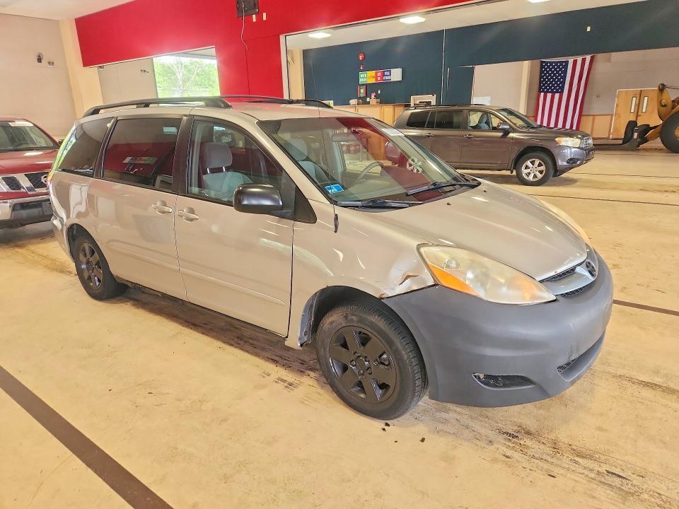 2007 TOYOTA SIENNA LE 7-PASSENGER — Фото 4 из 13