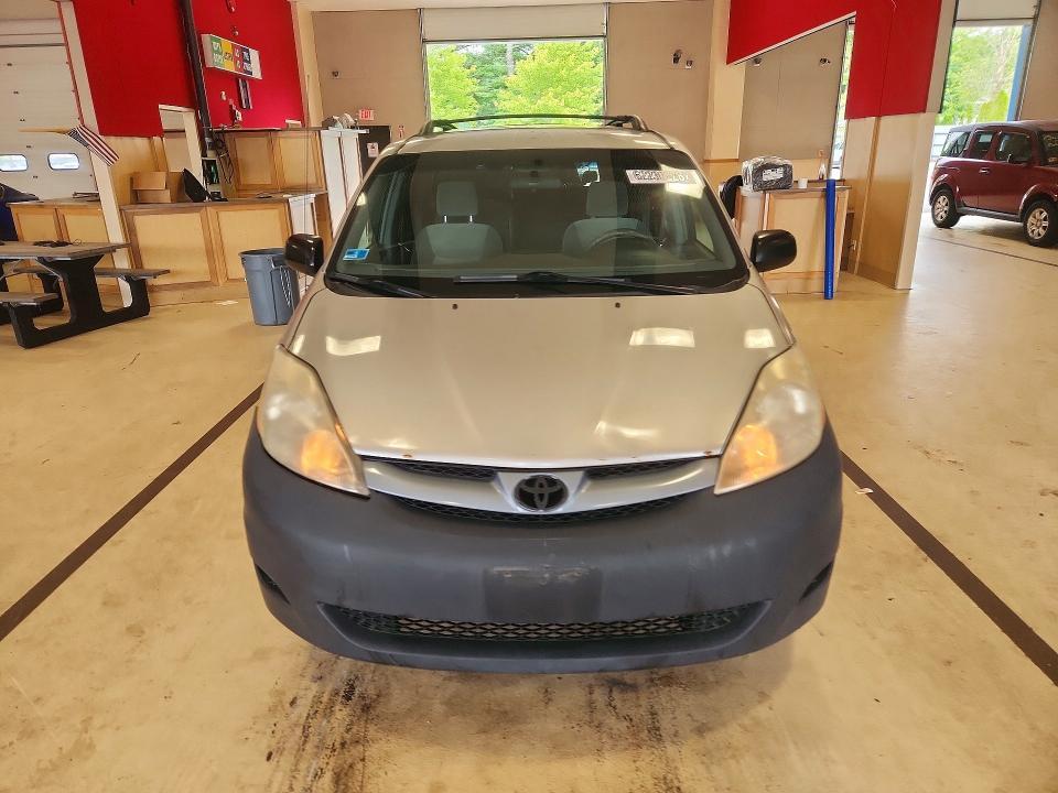 2007 TOYOTA SIENNA LE 7-PASSENGER — Фото 5 из 13