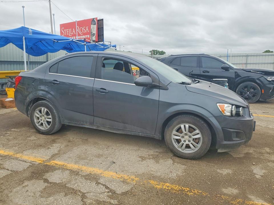 2013 CHEVROLET SONIC LT — Фото 4 из 12